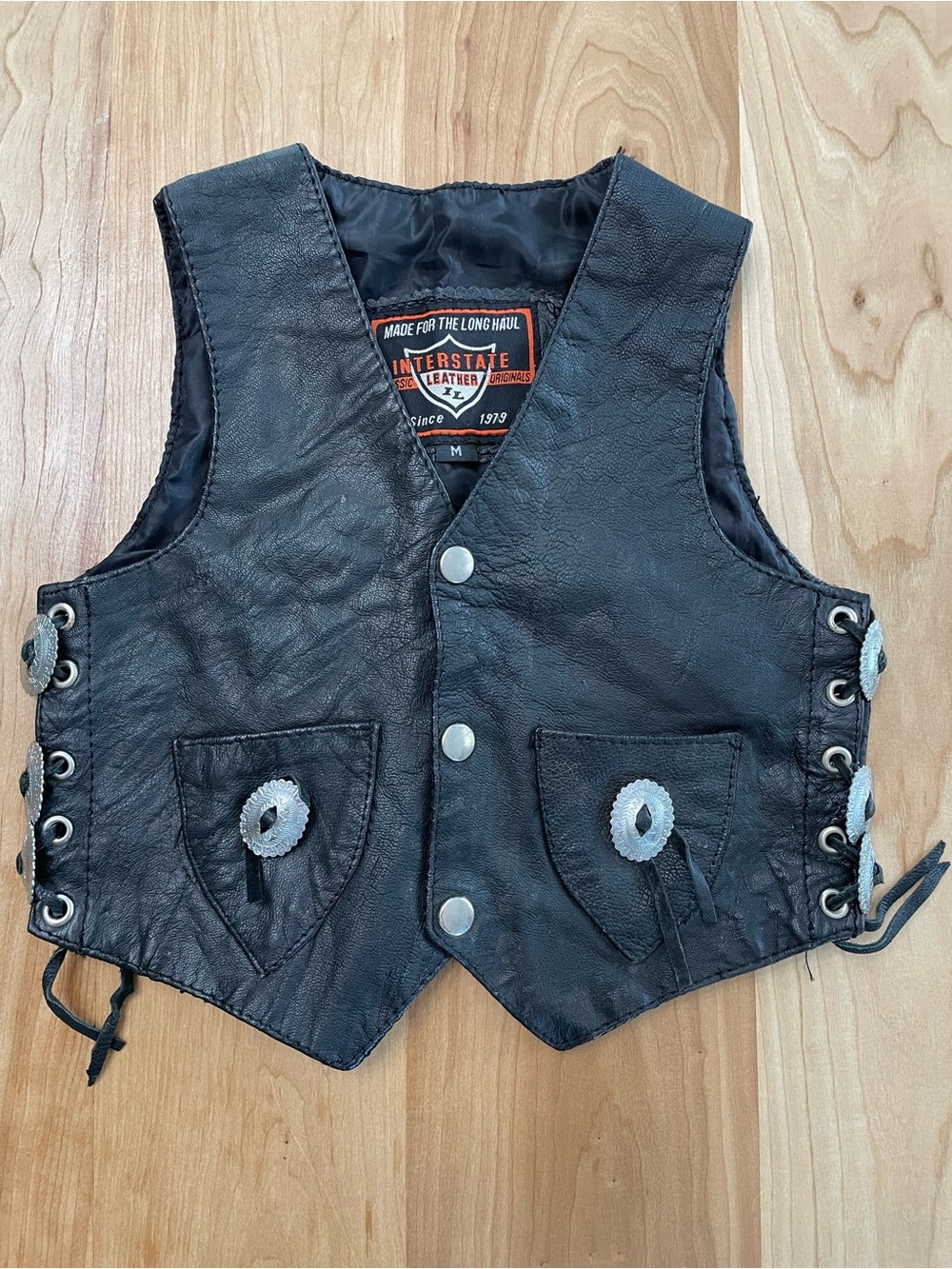 Interstate Leather Kids Medium Leather Vest Side Lace Silver Conches